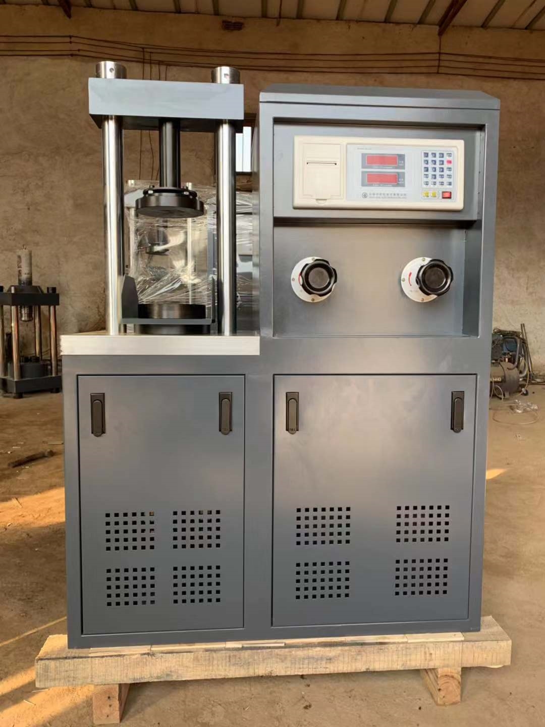 DYE-300水泥壓力試驗(yàn)機(jī)的用途及技術(shù)參數(shù)